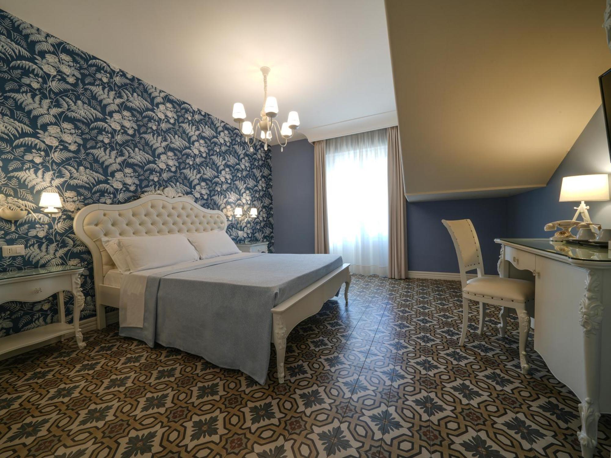 Sui Generis Tropea Luxury Rooms Екстериор снимка