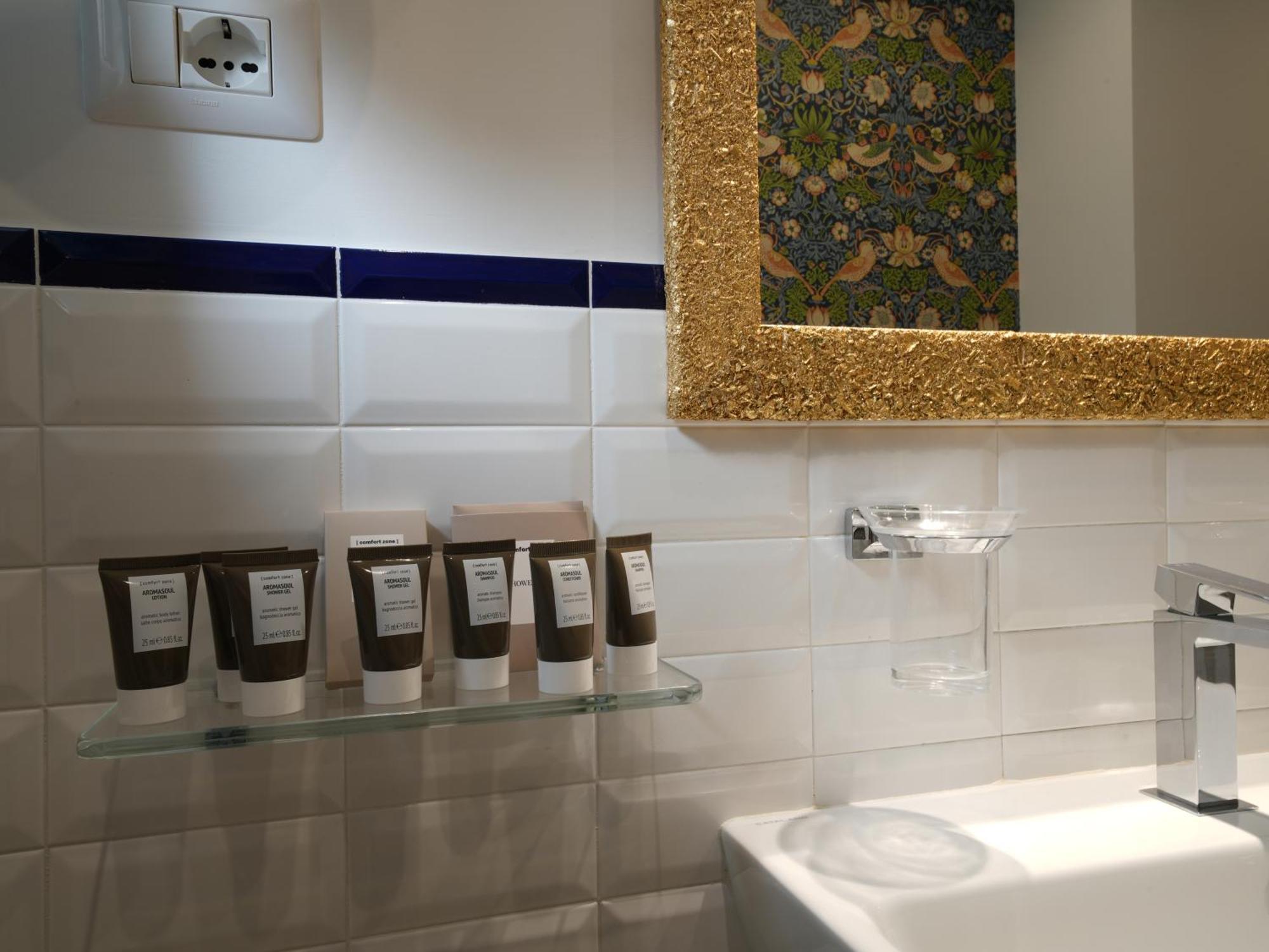 Sui Generis Tropea Luxury Rooms Екстериор снимка