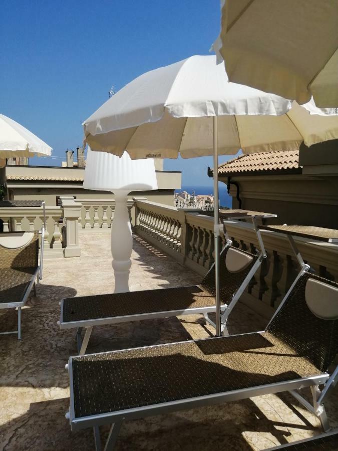 Sui Generis Tropea Luxury Rooms Екстериор снимка
