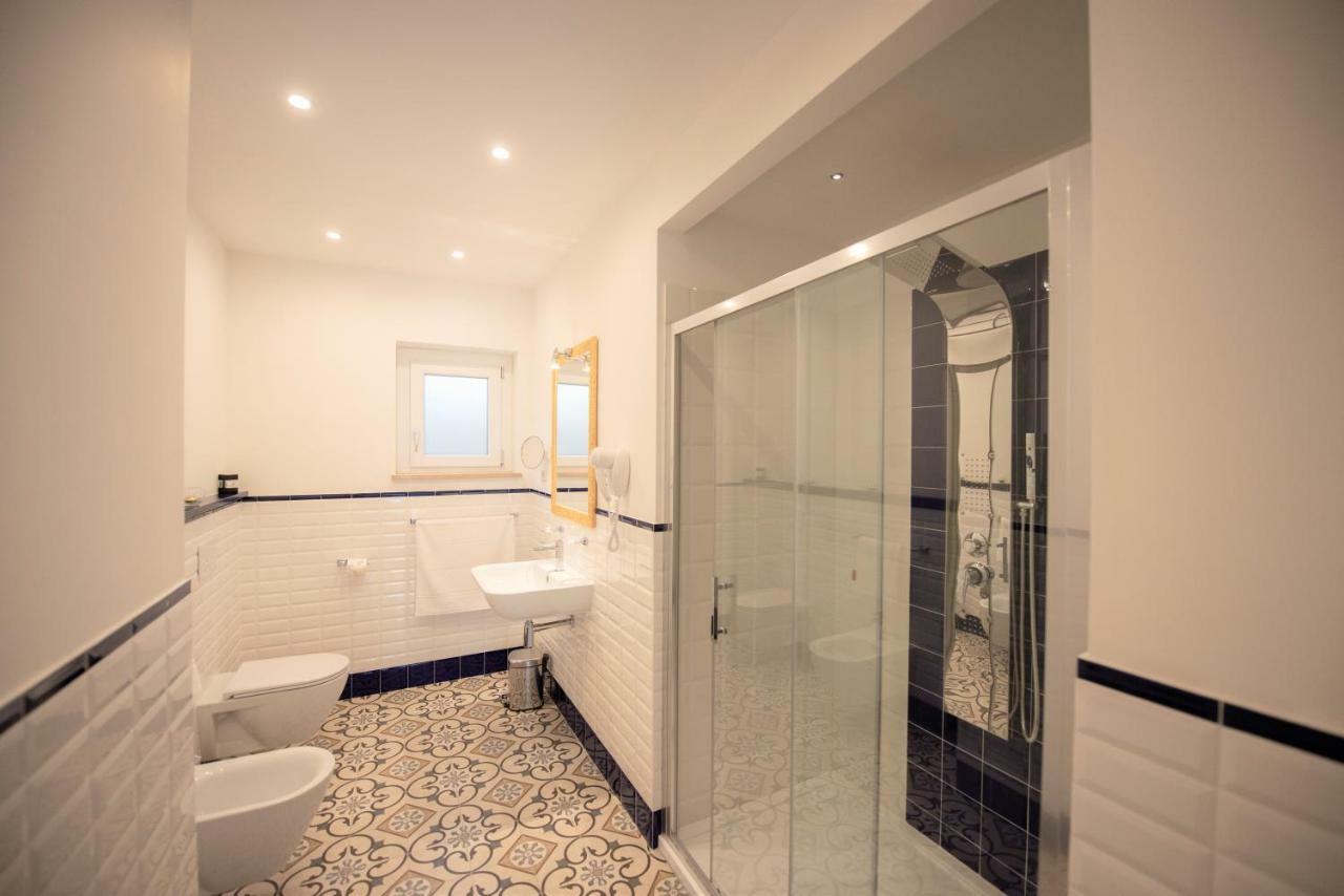 Sui Generis Tropea Luxury Rooms Екстериор снимка