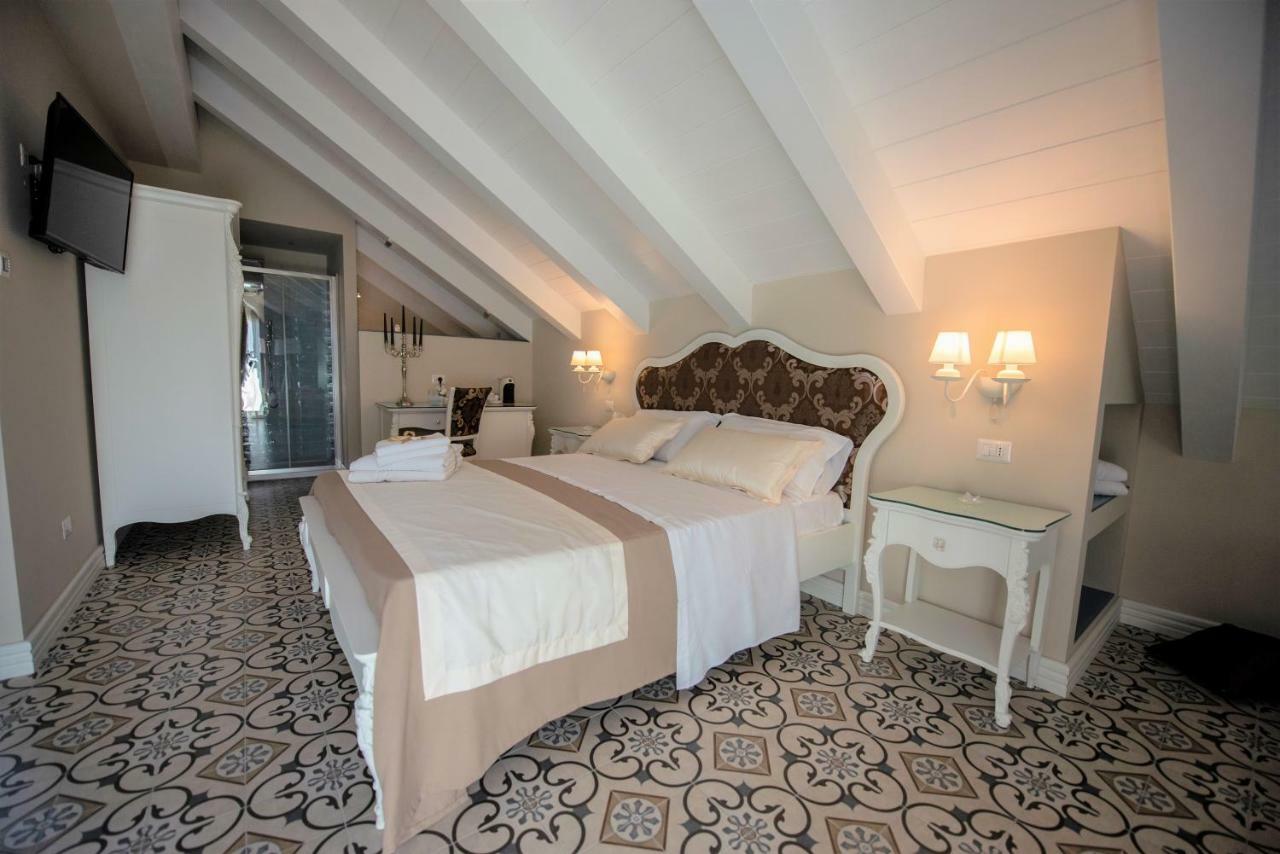 Sui Generis Tropea Luxury Rooms Екстериор снимка